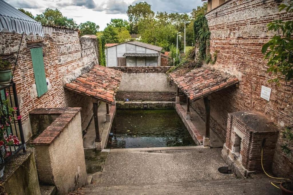 T5 L'Atelier Valence (Tarn-et-Garonne) Exterior foto