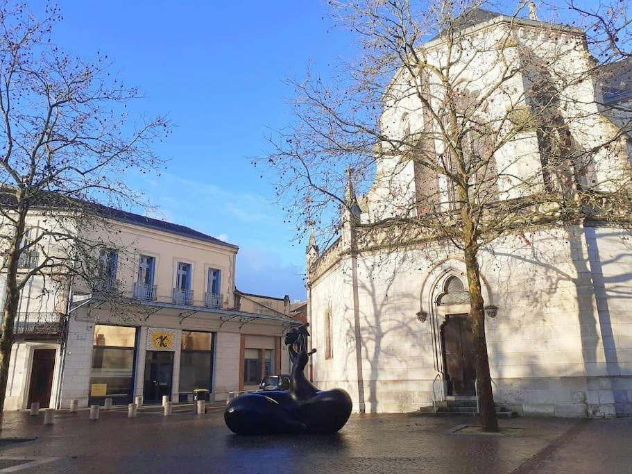 T5 L'Atelier Valence (Tarn-et-Garonne) Exterior foto