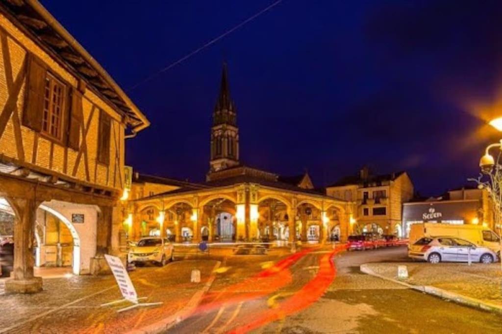 T5 L'Atelier Valence (Tarn-et-Garonne) Exterior foto