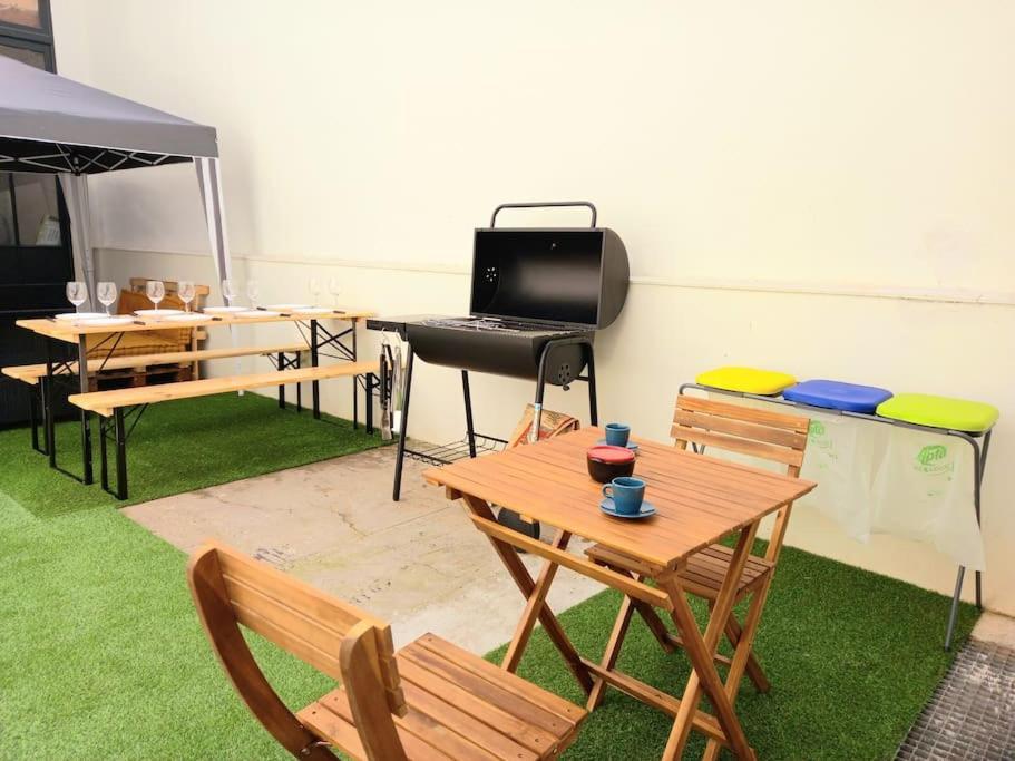 T5 L'Atelier Valence (Tarn-et-Garonne) Exterior foto